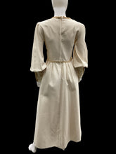 Load image into Gallery viewer, Gunne Sax Size Medium Ivory Dress