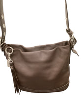 Load image into Gallery viewer, Coach Brown Purse