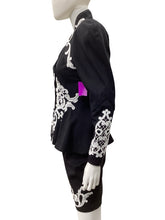 Load image into Gallery viewer, CACHE Size S/M Black &amp; White Blazers