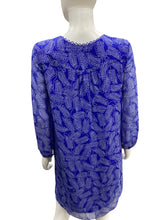 Load image into Gallery viewer, Diane Von Furstenberg Size 6 Blue &amp; White Dress