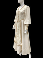 Load image into Gallery viewer, Gunne Sax Size Medium Ivory Dress