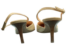 Load image into Gallery viewer, Louis Vuitton Size 6 Beige Shoes