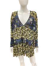 Load image into Gallery viewer, free people Size Oversized Blue &amp; Yellow Top