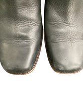 Load image into Gallery viewer, UGG Size 10 Black Boots