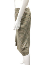 Load image into Gallery viewer, BROOKS Size 10 Plaid Skirt