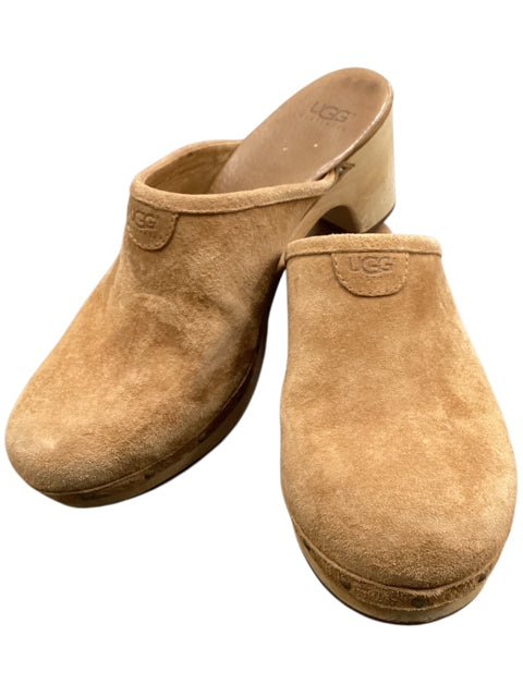 UGG Size 9 Camel Shoes