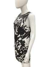 Load image into Gallery viewer, alice &amp; olivia Size 4 Black &amp; White Dress