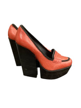 Load image into Gallery viewer, alice &amp; olivia Size 9.5 Red &amp; Black Shoes