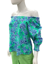 Load image into Gallery viewer, Lilly Pulitzer Size xs Blue &amp; Green Top