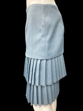 Load image into Gallery viewer, Michael Kors Size 6 Blue Skirt
