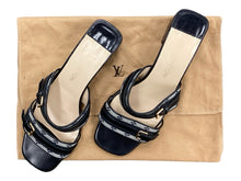 Load image into Gallery viewer, Louis Vuitton Size 9 Navy Shoes