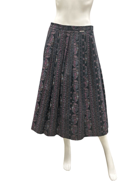 geiger Size Medium floral Skirt