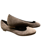 Load image into Gallery viewer, Manolo blahnik Size 10/10.5 Brown Shoes