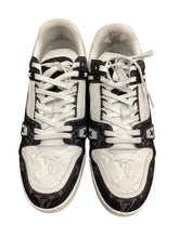 Load image into Gallery viewer, Louis Vuitton Size 8.5 Black &amp; White Shoes
