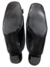 Load image into Gallery viewer, salvatore ferragamo Size 7.5 Black Shoes