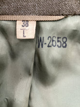 Load image into Gallery viewer, Size S/M Army green Jacket