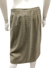 Load image into Gallery viewer, BROOKS Size 10 Plaid Skirt