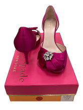 Load image into Gallery viewer, Kate Spade Size 7.5 Pink Shoes