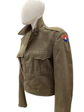 Load image into Gallery viewer, Size S/M Army green Jacket