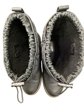 Load image into Gallery viewer, Coach Size 8.5 Black Shoes