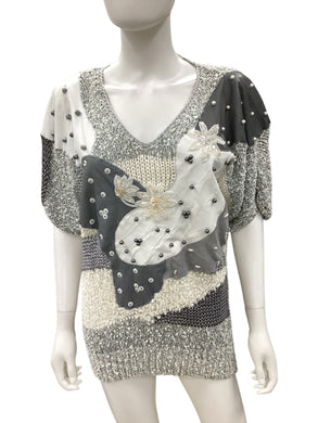 Vintage white & grey Sweater