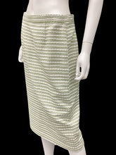 Load image into Gallery viewer, THOM BROWNE Size 12 Green &amp; White Skirt
