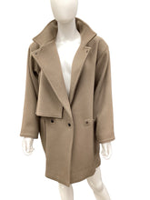 Load image into Gallery viewer, Vintage Size 10 Beige Coat
