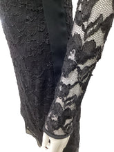Load image into Gallery viewer, Dian Von Furstenberg Size 4 Black Dress