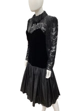 Load image into Gallery viewer, emanual ungaro Size 4 Black Dress