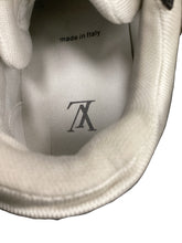 Load image into Gallery viewer, Louis Vuitton Size 8.5 Black &amp; White Shoes