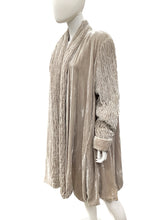 Load image into Gallery viewer, Genesio by Sunny Chayes Size one size Oatmeal Coat
