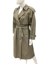 Load image into Gallery viewer, BURBERRY Size Large Green Coat