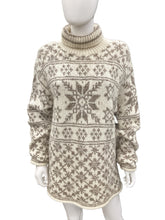 Load image into Gallery viewer, SKYR-Vintage Off White &amp; Beige Sweater