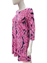 Load image into Gallery viewer, Lilly Pulitzer Size Small pink print Dress