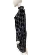 Load image into Gallery viewer, Vintage Size S/M Black Dress