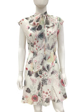 Load image into Gallery viewer, Haute Hippie Size xs White/Floral Dress