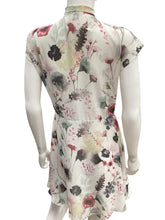 Load image into Gallery viewer, Haute Hippie Size xs White/Floral Dress