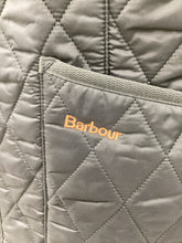Load image into Gallery viewer, Barbour Size 14 olive Vest