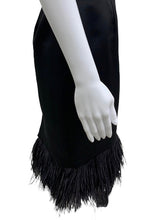 Load image into Gallery viewer, Chetta B Size 4 Black Skirt
