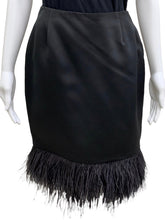 Load image into Gallery viewer, Chetta B Size 4 Black Skirt