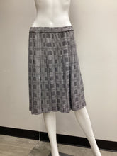 Load image into Gallery viewer, St John Size 12 Black &amp; White Skirt